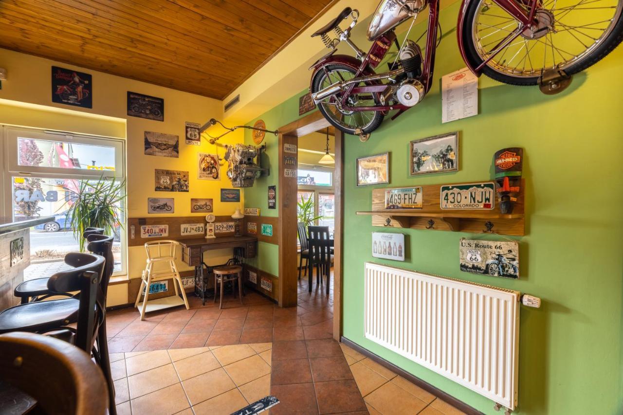 Penzion Rodos - Cafe Prague Luaran gambar