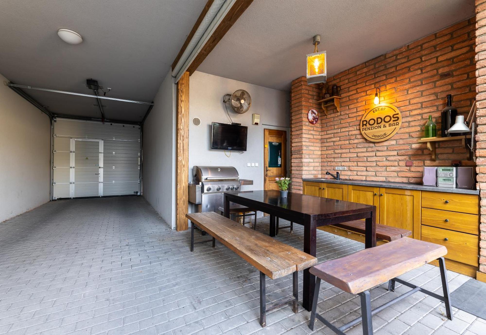 Penzion Rodos - Cafe Prague Luaran gambar
